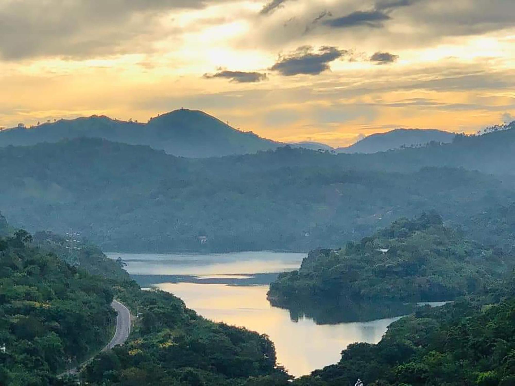 Kandy Victoria Eco Resort Экстерьер фото